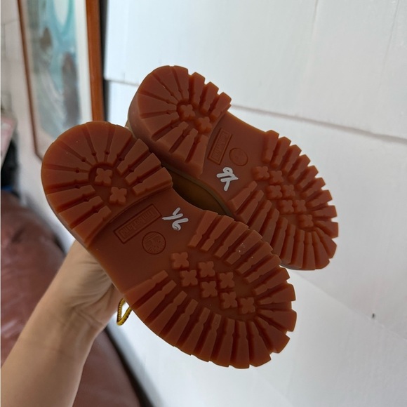 Timberland Tan Leather Toddler Boots - Picture 4 of 6
